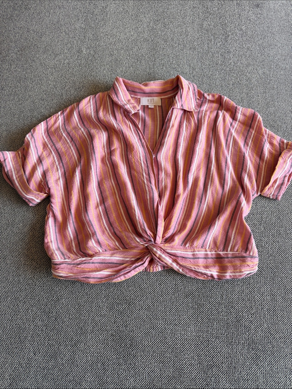 Kut from the Kloth Pink Multicolor Striped Twist-Front Crop Button Shirt sz S